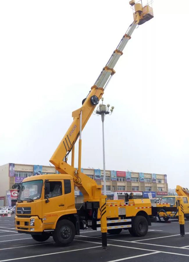 20 meters Telescopic arm aerial platform truck 45.jpg