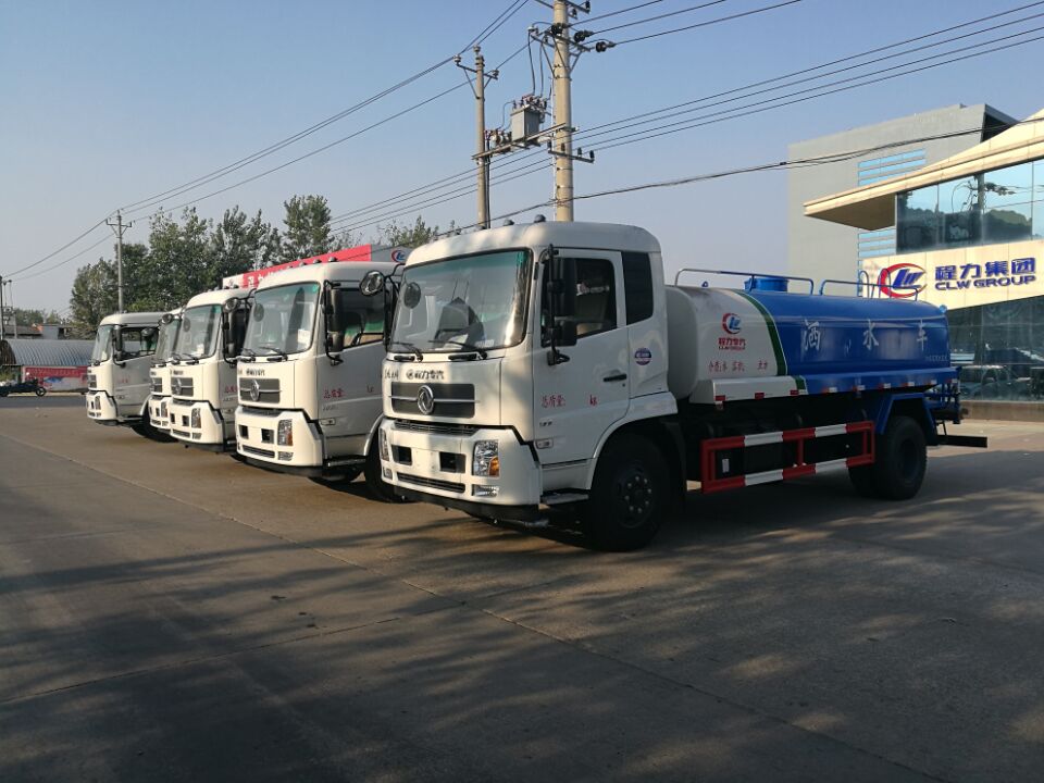 How to operate the water bowser and water spraying truck?