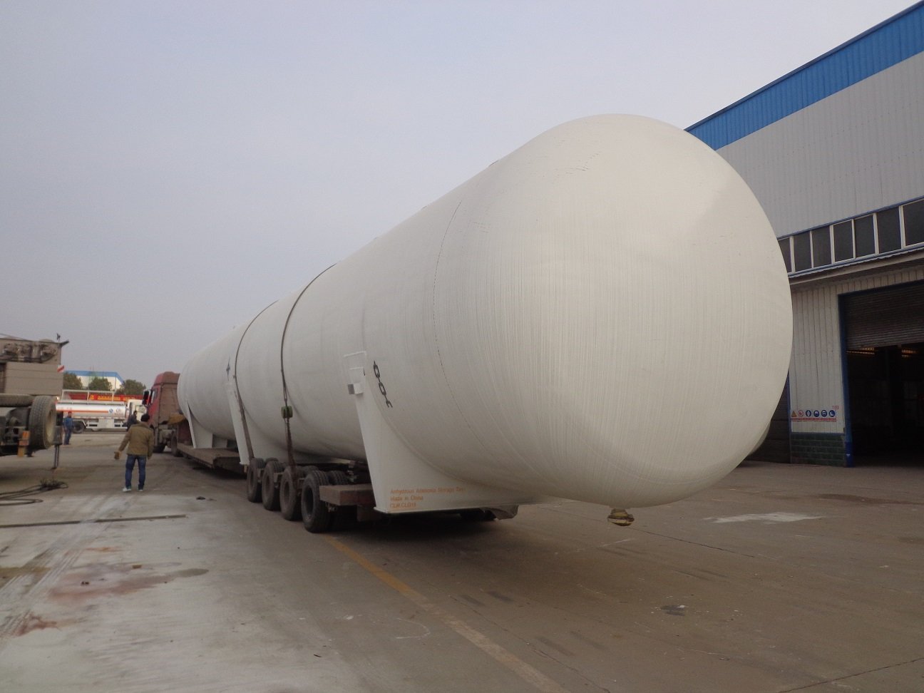 ASME Standard 100MT 100Tons 200M3 200000Liters Horizontal LPG Storage Tank for Africa 