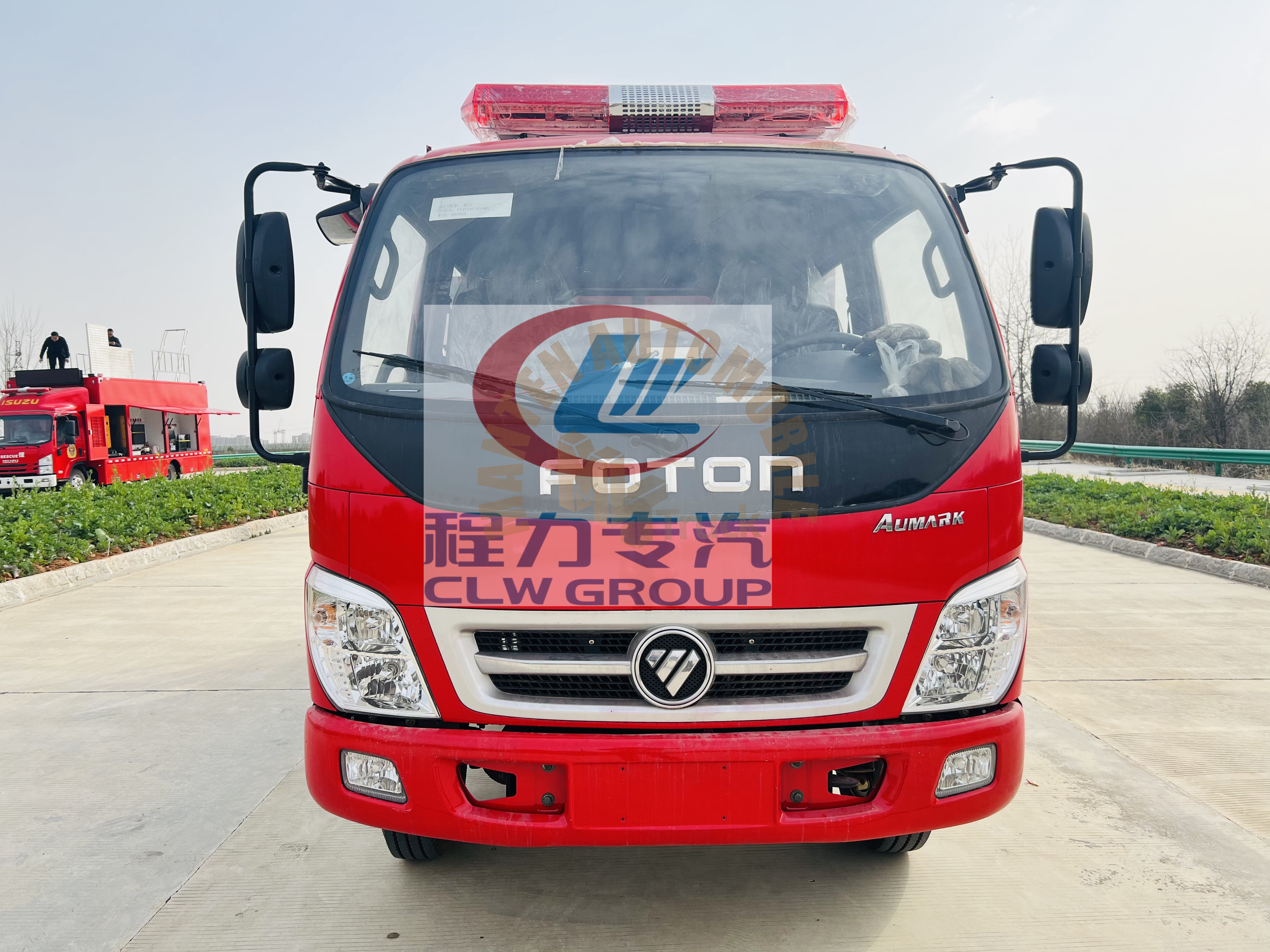 FOTON 1 tons 10 000kg 2.5 cbm 2500L Water Tank Fire Flighting Truck with fire engine and cargo box