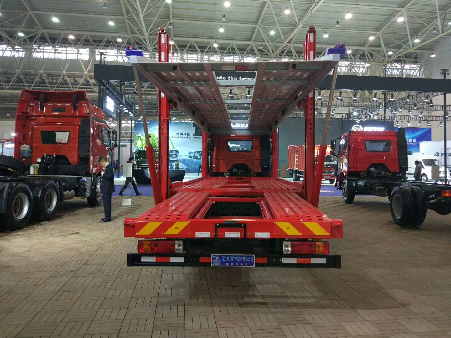 rear side of car carrier 