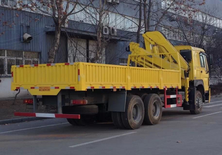 SINOTRUK HOWO A7 6×4 10T Cargo Truck Mounted Telescopic Boom Type Crane
