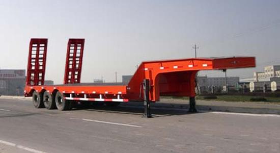 low bed semi trailer.jpg
