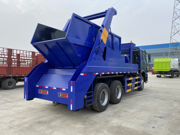 SINOTRUK HOWO 6x4 10m3 Skip loader Roll Container Swing Arm Garbage Truck