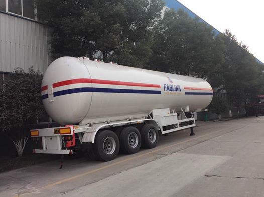 3 Axles 61.9m3 LPG Propane Tanker Semi Trailer for Sale