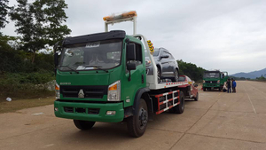 HOWO 4*2 Tow Wrecker Multipurpose Platform Car Carrier Tow Truck 
